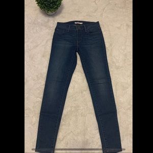 Levi’s 710 super skinny size 26